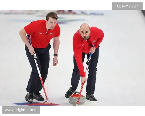 加拿大冰壶男队手作弊引骂战升级